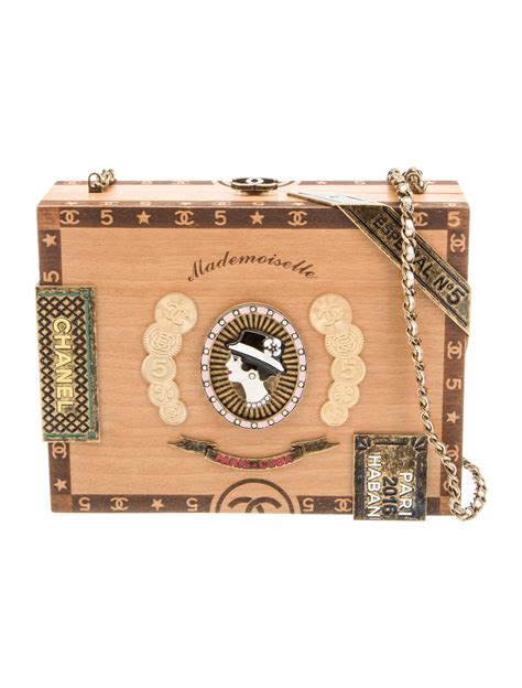 chanel cigar box minaudiere price|Paris.